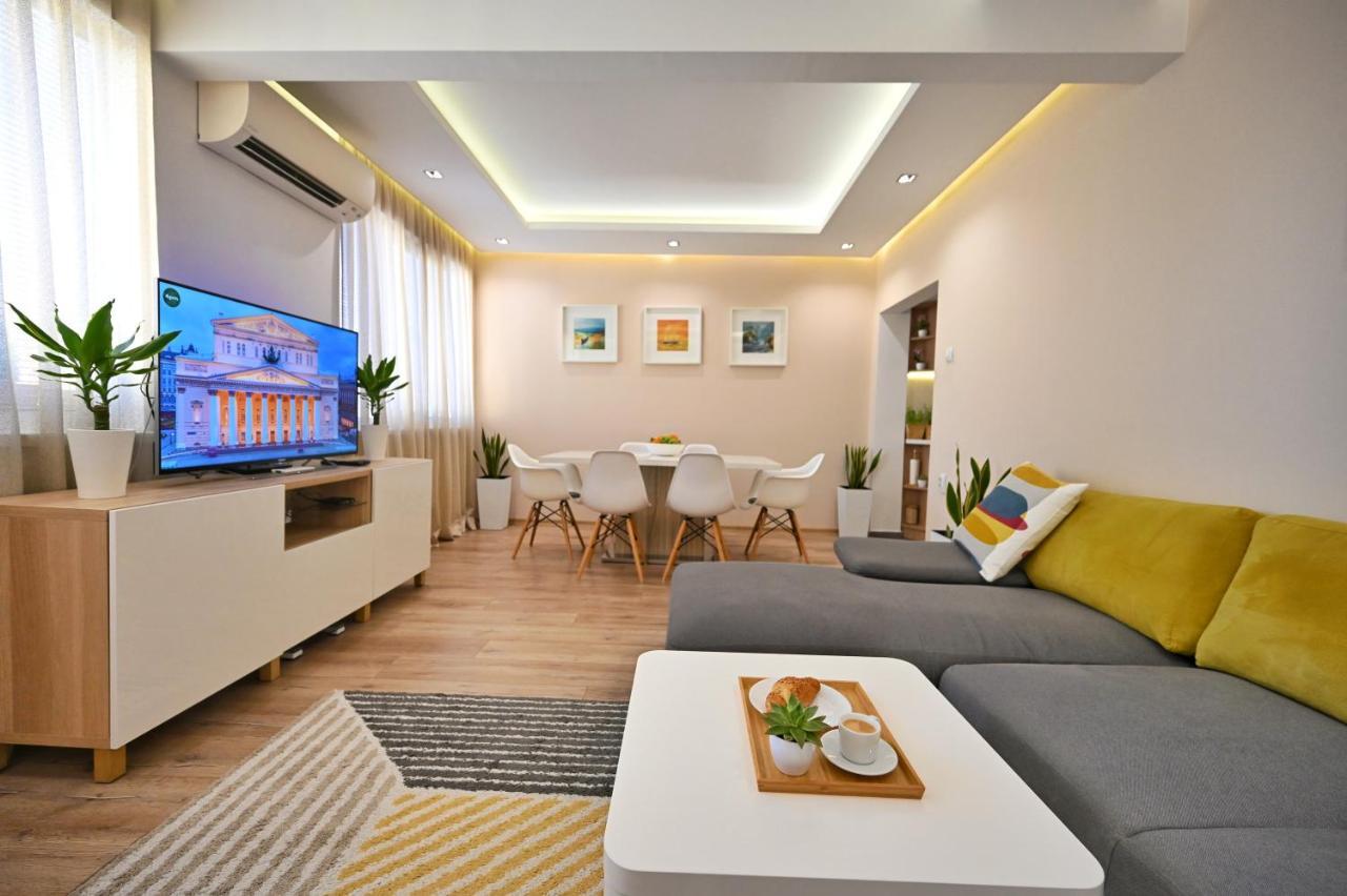 Modern Central 2-Bedroom Apartment With Parking Varna Exterior foto